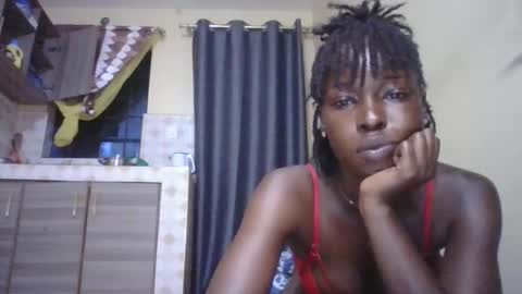 Snapshot of emily_eboniey chatting on 11-12-25, 09:58 Wild fiery online show from 11-12-25, 09:58