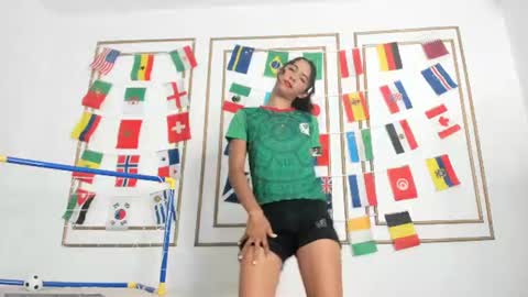 Snapshot of emily_gaviria1 chatting on 06-19-26, 07:06 emily_gaviria1 online show from 06-19-26, 07:06