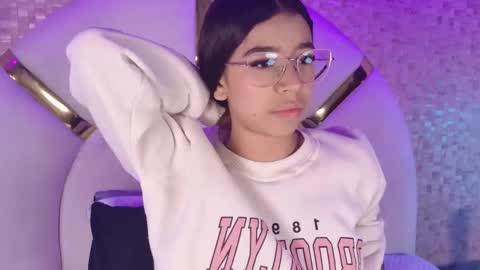 Snapshot of emily_greco chatting on 01-10-26, 07:15 emily_greco online show from 01-10-26, 07:15