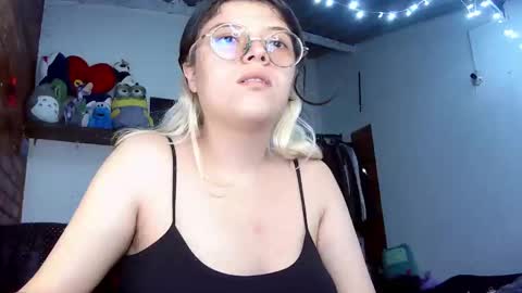 Julieta online show from 03-07-25, 07:16