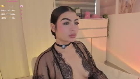 EmilyKenner  Independent model  online show from 11-16-25, 01:17