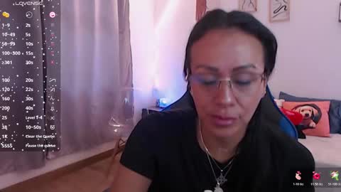 emily leroy. online show from 10-29-25, 01:24