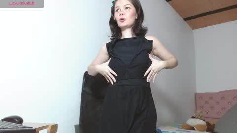 Emily littesweets online show from 12-29-24, 10:03