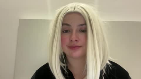 Snapshot of emily_morning_dew chatting on 02-09-26, 08:24 emily_morning_dew online show from 02-09-26, 08:24