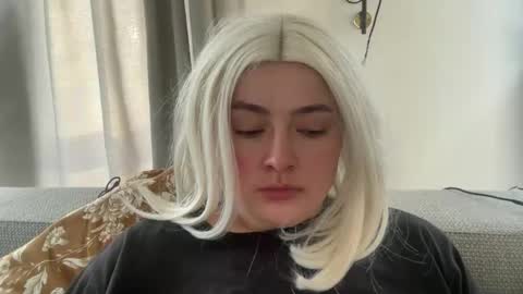 Snapshot of emily_morning_dew chatting on 02-21-26, 07:42 emily_morning_dew online show from 02-21-26, 07:42