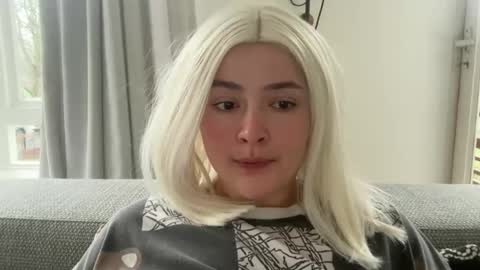 Snapshot of emily_morning_dew chatting on 02-24-26, 10:02 emily_morning_dew online show from 02-24-26, 10:02