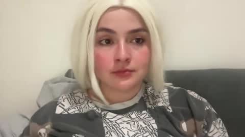 emily_morning_dew online show from 03-10-26, 08:14