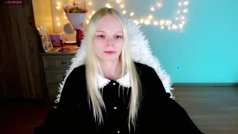 Lia online show from 03-01-25, 05:38