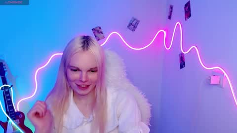 Lia online show from 11-06-25, 08:21