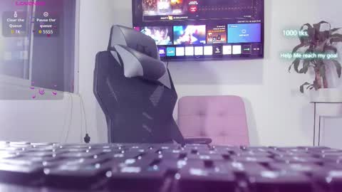 emily_palmeer online show from 10-30-25, 10:16