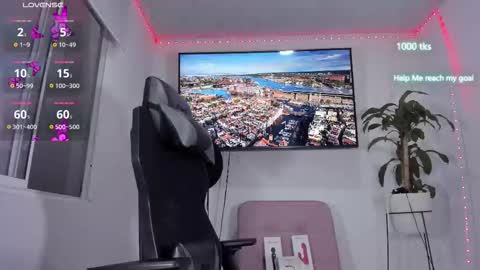 emily_palmeer online show from 12-22-25, 11:18