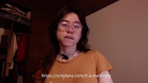 Snapshot of emily_pearl_ chatting on 09-23-25, 07:44 emily_pearl_ online show from 09-23-25, 07:44