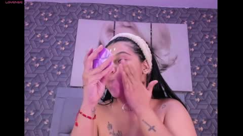 Snapshot of emily_rivera78 chatting on 04-21-26, 04:19 Emily online show from 04-21-26, 04:19