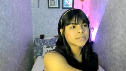 Snapshot of emily_rosue_ chatting on 07-22-26, 09:17 emily_rosue_ online show from 07-22-26, 09:17