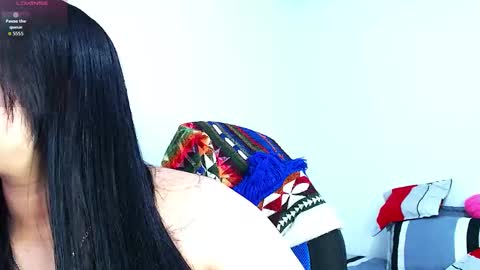 Snapshot of emily_rousee1 chatting on 02-16-26, 01:57 Sofia Gomez online show from 02-16-26, 01:57