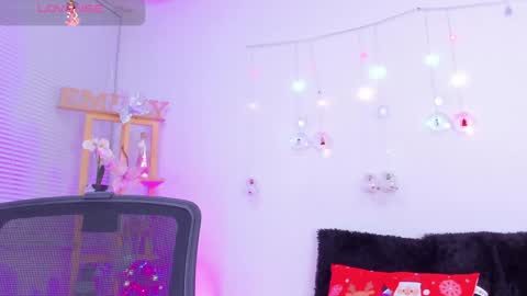 Emily online show from 12-17-24, 11:38