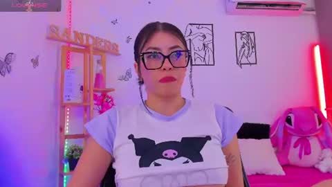 Snapshot of emily_sanderss1 chatting on 07-02-26, 10:27 Emily online show from 07-02-26, 10:27