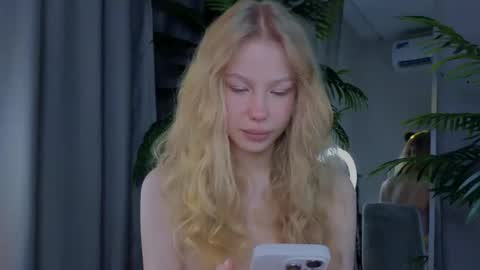 emily shepard online show from 03-18-26, 03:20