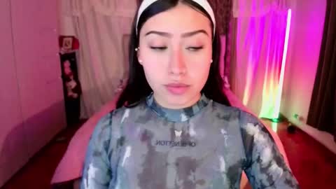 Emily  Swan online show from 01-17-26, 02:49