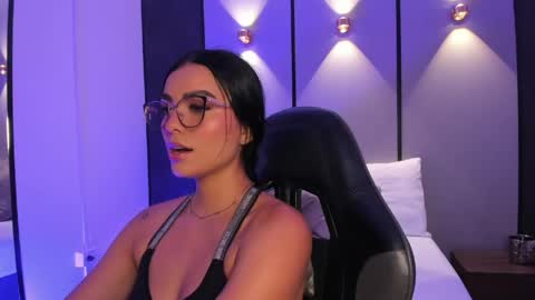 emily_tolson online show from 06-03-26, 08:03