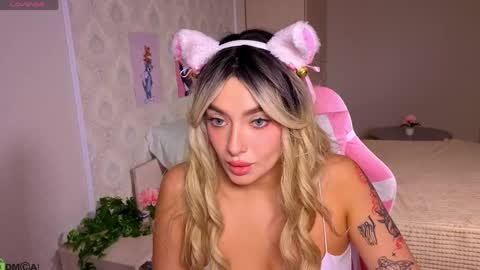 Emily online show from 04-21-26, 09:15