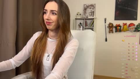 Lia online show from 12-15-25, 04:11