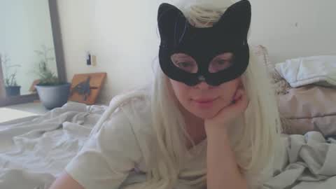 Emily online show from 09-22-25, 08:11