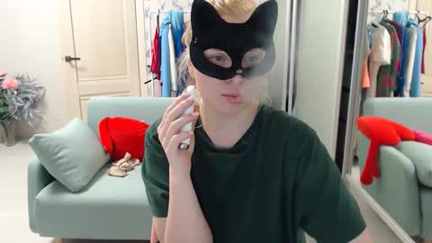 Emily online show from 03-12-26, 07:42