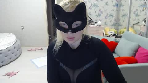 Snapshot of emily_york18 chatting on 05-07-26, 07:30 Emily online show from 05-07-26, 07:30