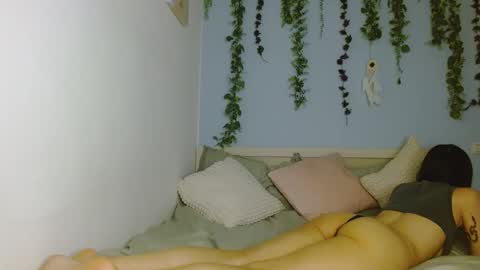 Emily Alexa online show from 09-17-25, 02:52