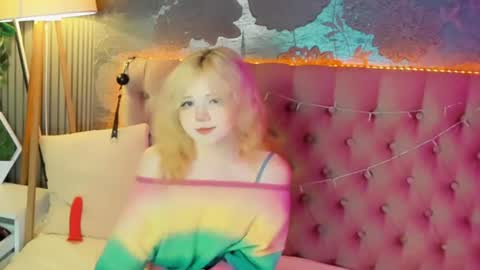 Baby Emelli online show from 06-24-26, 05:50