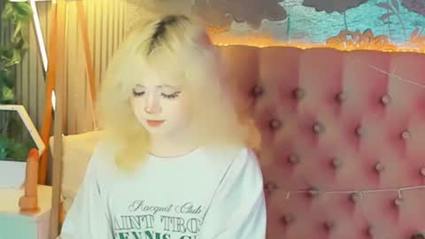 Baby Emelli online show from 07-13-26, 05:54
