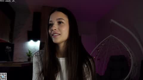 Snapshot of emilybatee chatting on 09-23-25, 06:22 emilybatee online show from 09-23-25, 06:22