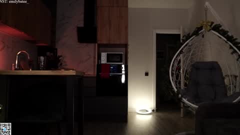 Snapshot of emilybatee chatting on 02-14-26, 06:26 emilybatee online show from 02-14-26, 06:26