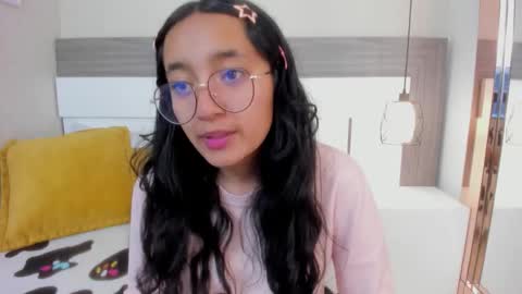 Snapshot of emilyblussh chatting on 02-27-26, 07:03 Emily Bluush online show from 02-27-26, 07:03