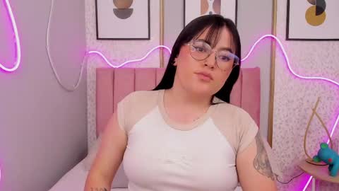 Emily online show from 05-22-26, 05:36