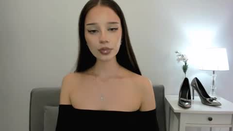 EmilyCharming online show from 09-30-25, 08:14