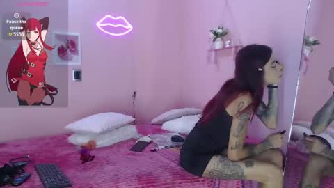 Emily online show from 04-29-26, 03:10