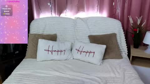 Emily online show from 04-01-26, 01:41