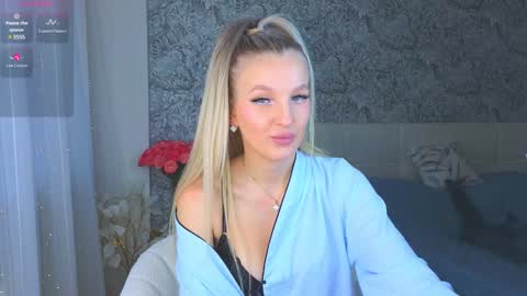 emilydancee online show from 12-14-24, 03:07