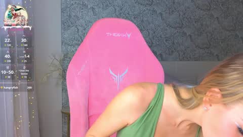 emilydancee online show from 12-30-24, 05:44