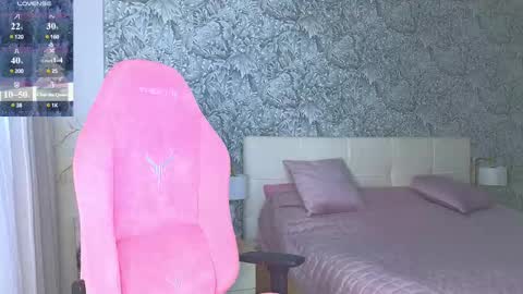 emilydancee online show from 02-10-25, 01:22