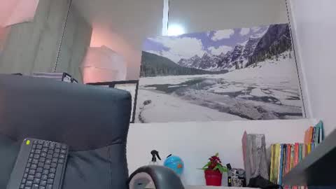Emily online show from 06-22-26, 03:25