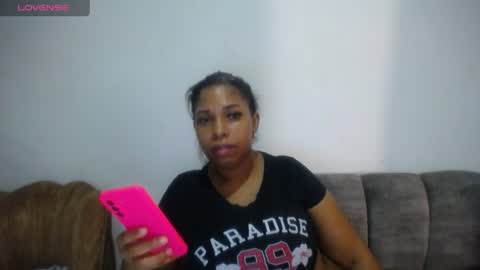 Snapshot of emilyhines__ chatting on 07-16-26, 09:54 Emilyhines online show from 07-16-26, 09:54