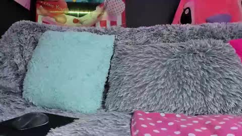 Emily Jhonson online show from 02-17-25, 01:21