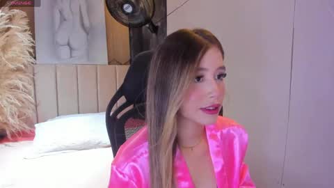 EmilyJhonson online show from 04-06-26, 08:32