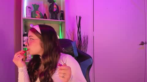 VALEEEN online show from 01-16-25, 03:56