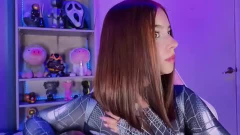 VALEEEN online show from 11-08-25, 08:40