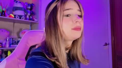 VALEEEN online show from 04-09-26, 03:17