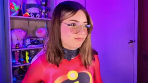 VALEEEN online show from 05-15-26, 03:30